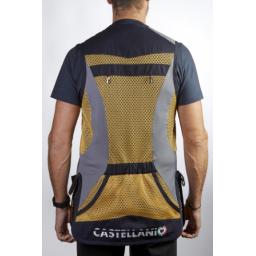 col 172 sport vest back.png